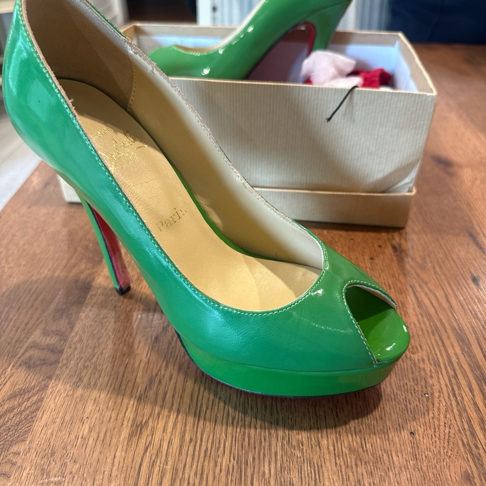 Christian Louboutin Green Heels Elegant Satin - Picture 3 of 4